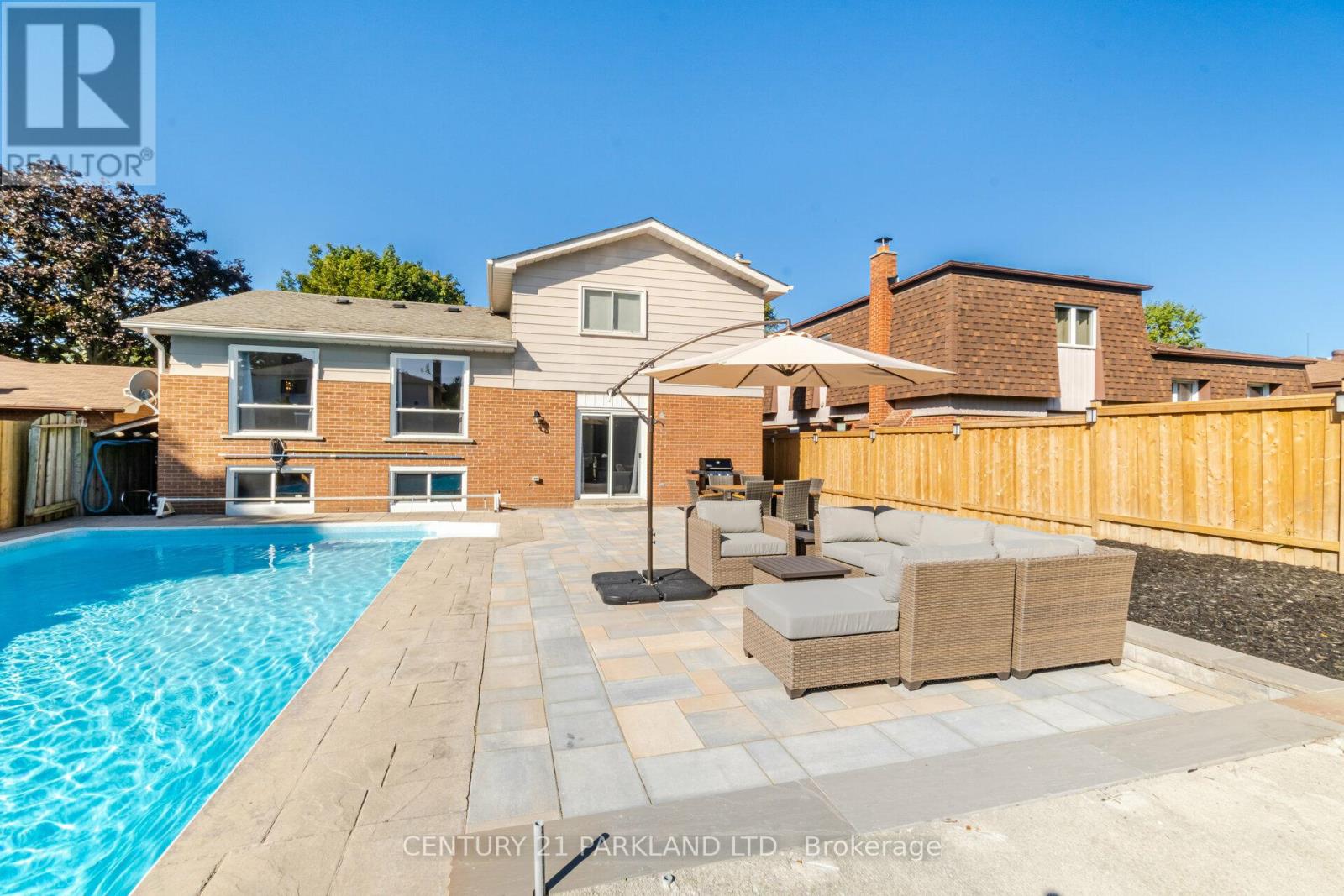 21 Heda Court Property Photo 44