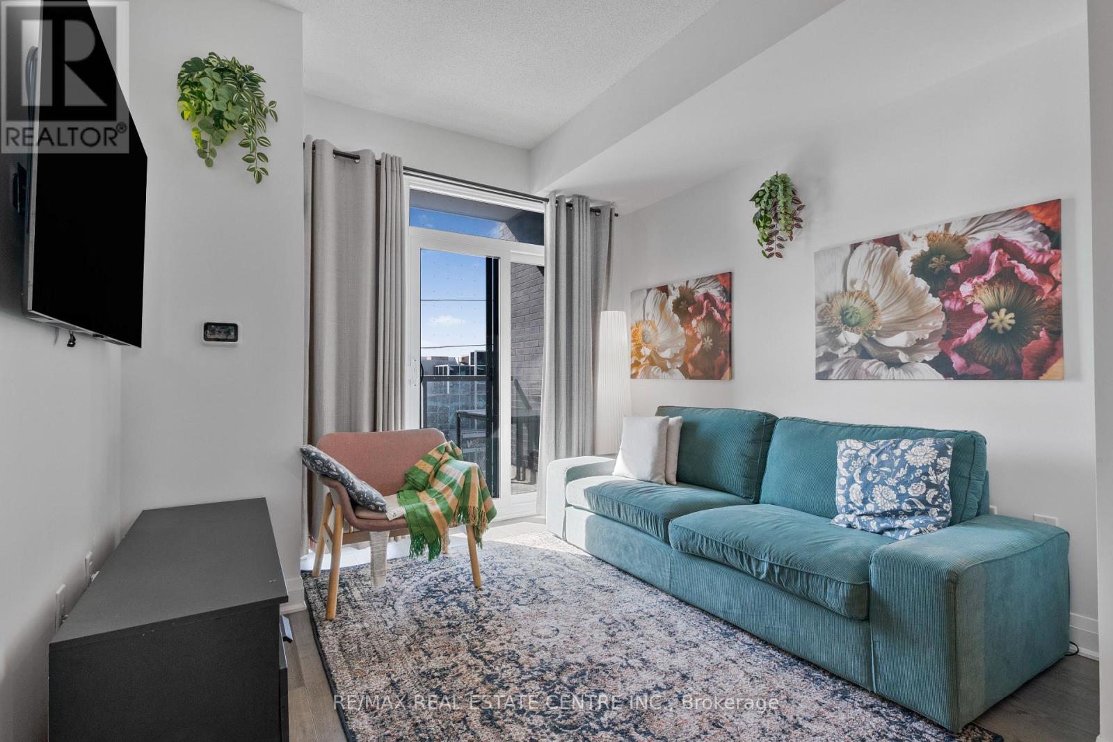 309 - 3220 Sheppard Avenue E Property Photo 37