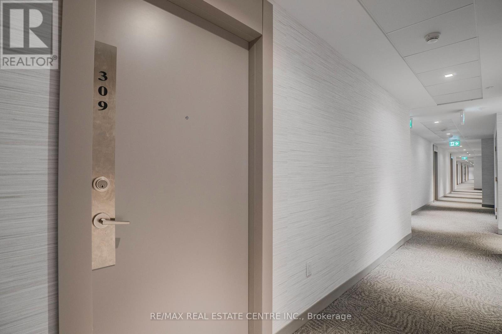 309 - 3220 Sheppard Avenue E Property Photo 47