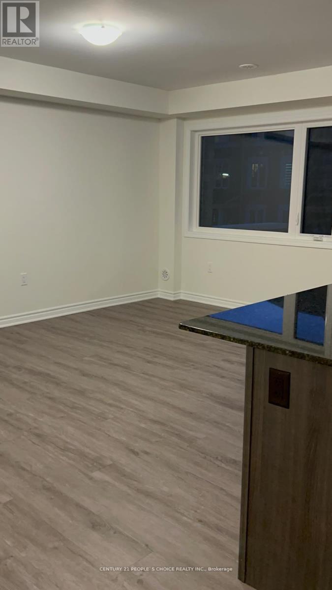 3361 Thunderbird Promenade E Property Photo 2