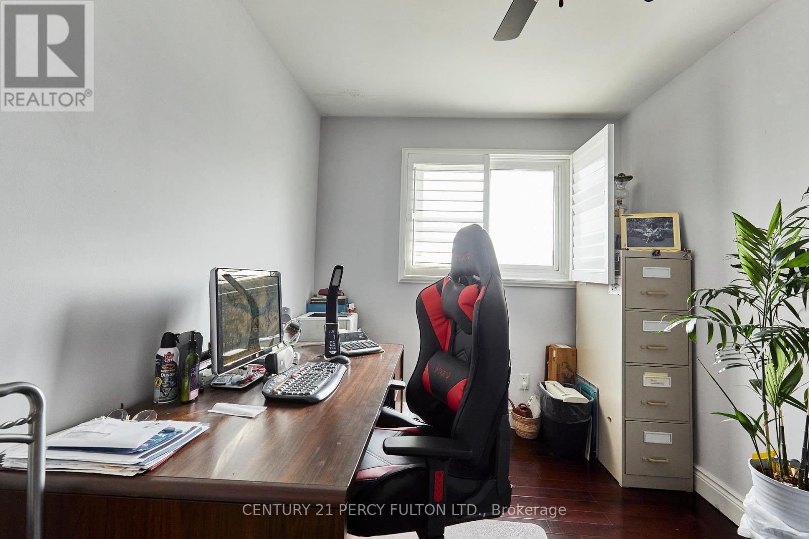 1349 Somerville Street N Property Photo 16