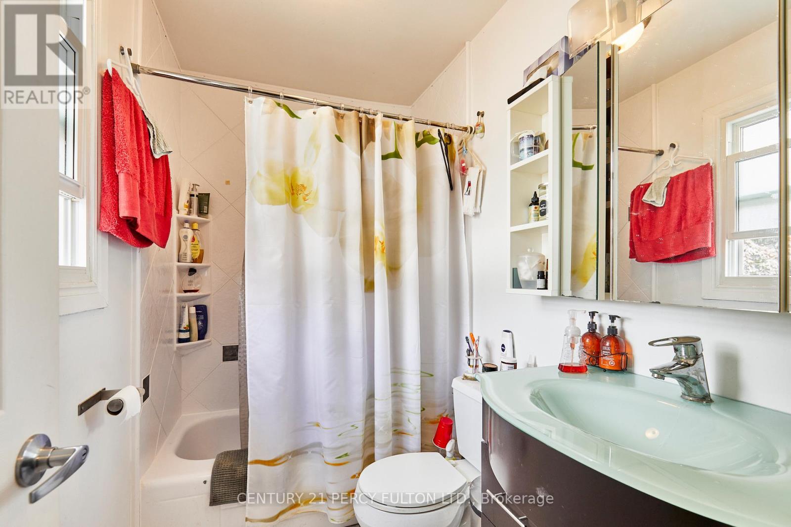 1349 Somerville Street N Property Photo 17