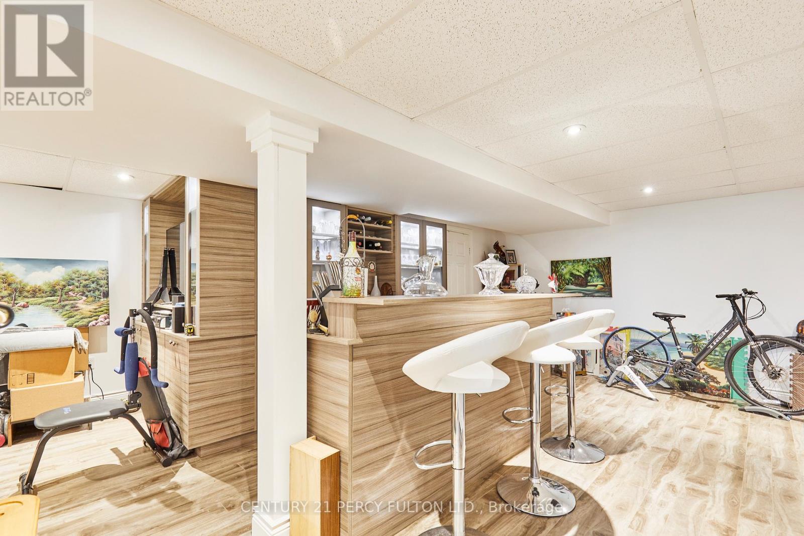 1349 Somerville Street N Property Photo 23