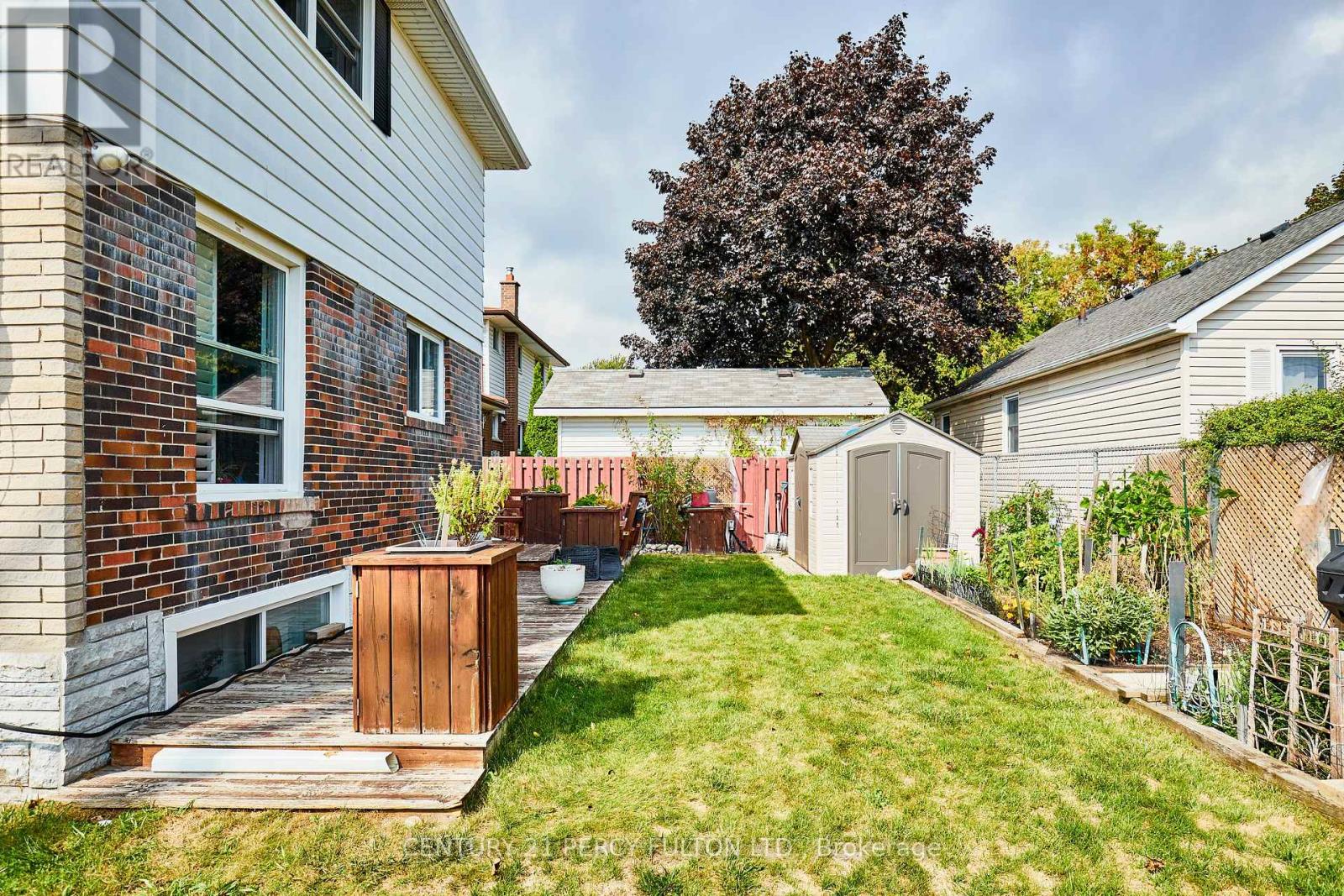 1349 Somerville Street N Property Photo 32