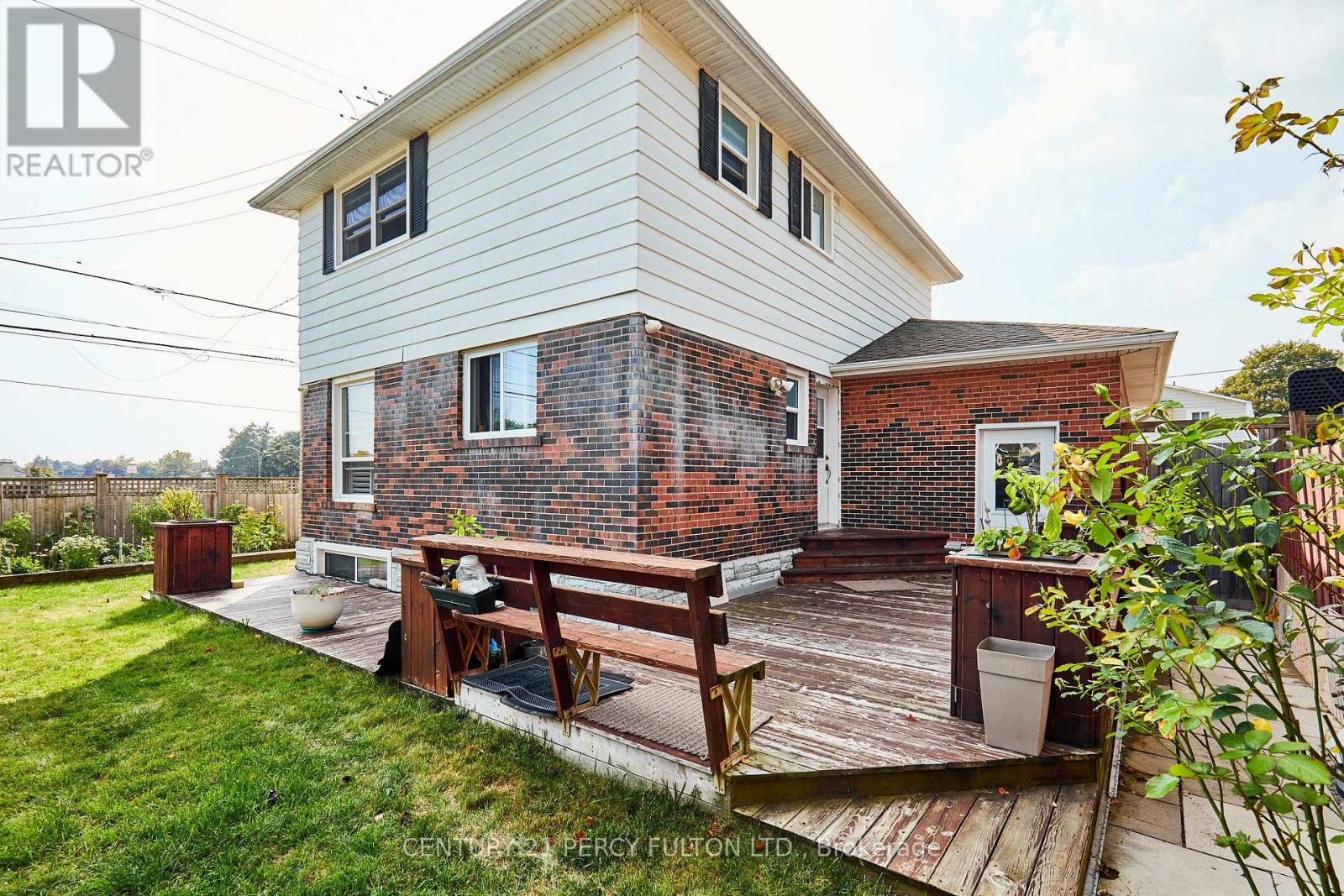 1349 Somerville Street N Property Photo 34