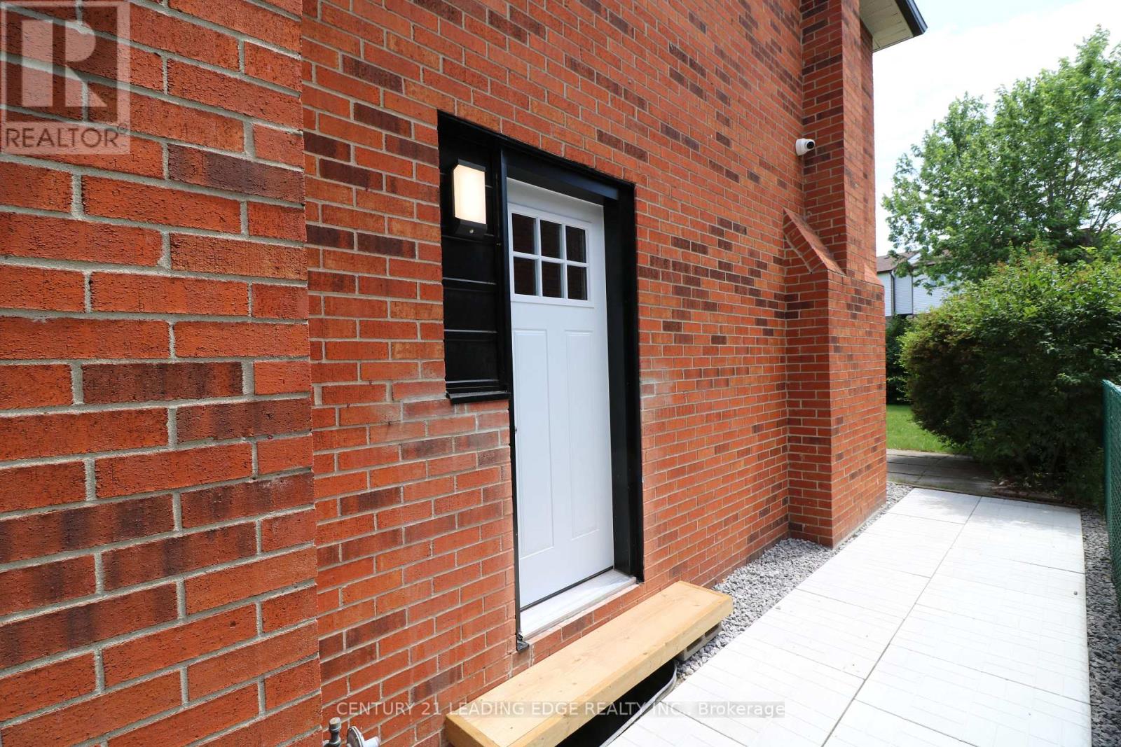 Bsmt - 263 Ingleton Boulevard Property Photo 3