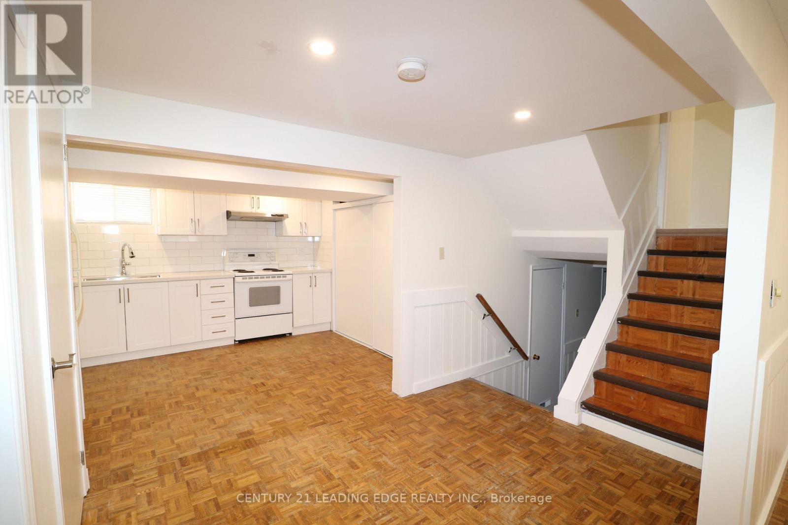 Bsmt - 263 Ingleton Boulevard Property Photo 9