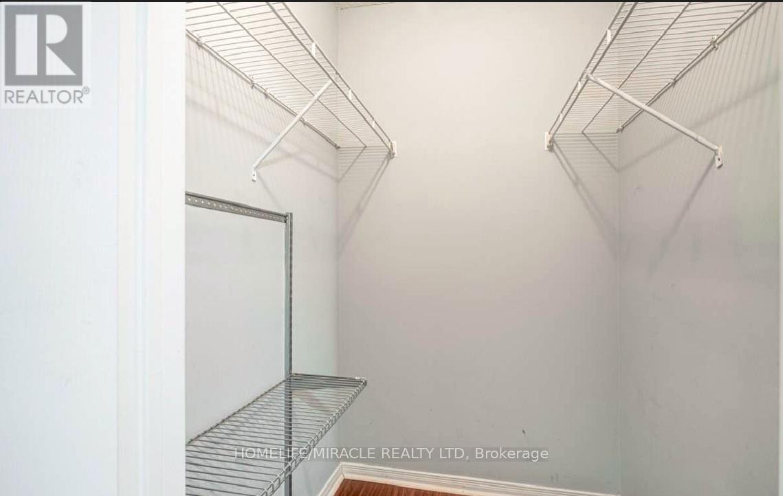 12 - 4200 Kingston Road Property Photo 15