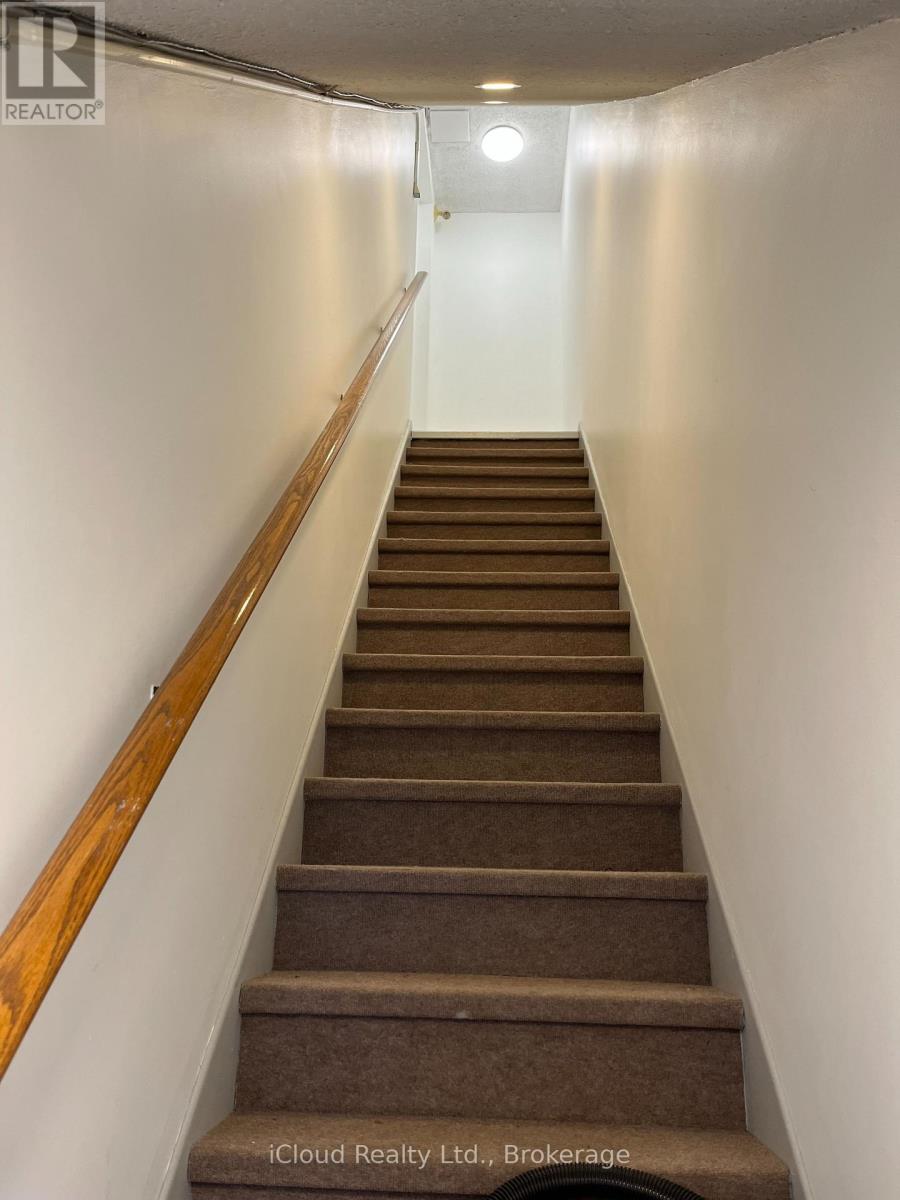 38 B King Street E Property Photo 3