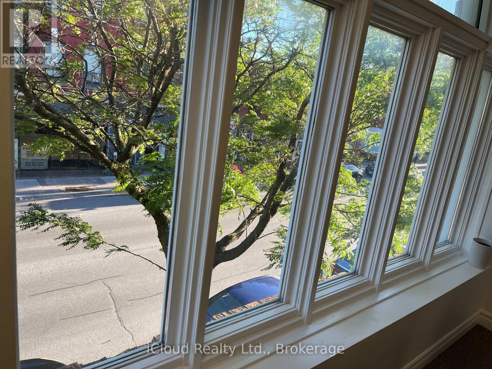 38 B King Street E Property Photo 10