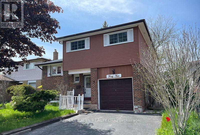 44 Applemore Road W Property Photo 1