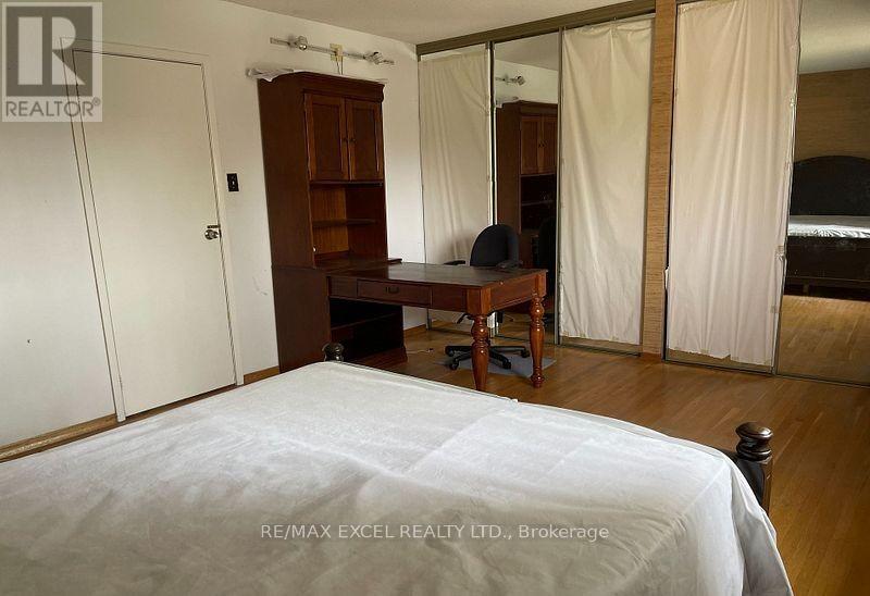 44 Applemore Road W Property Photo 7