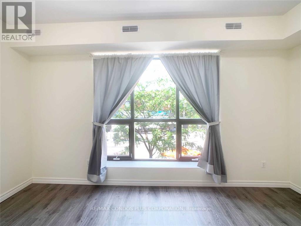 721 Danforth Avenue Property Photo 6