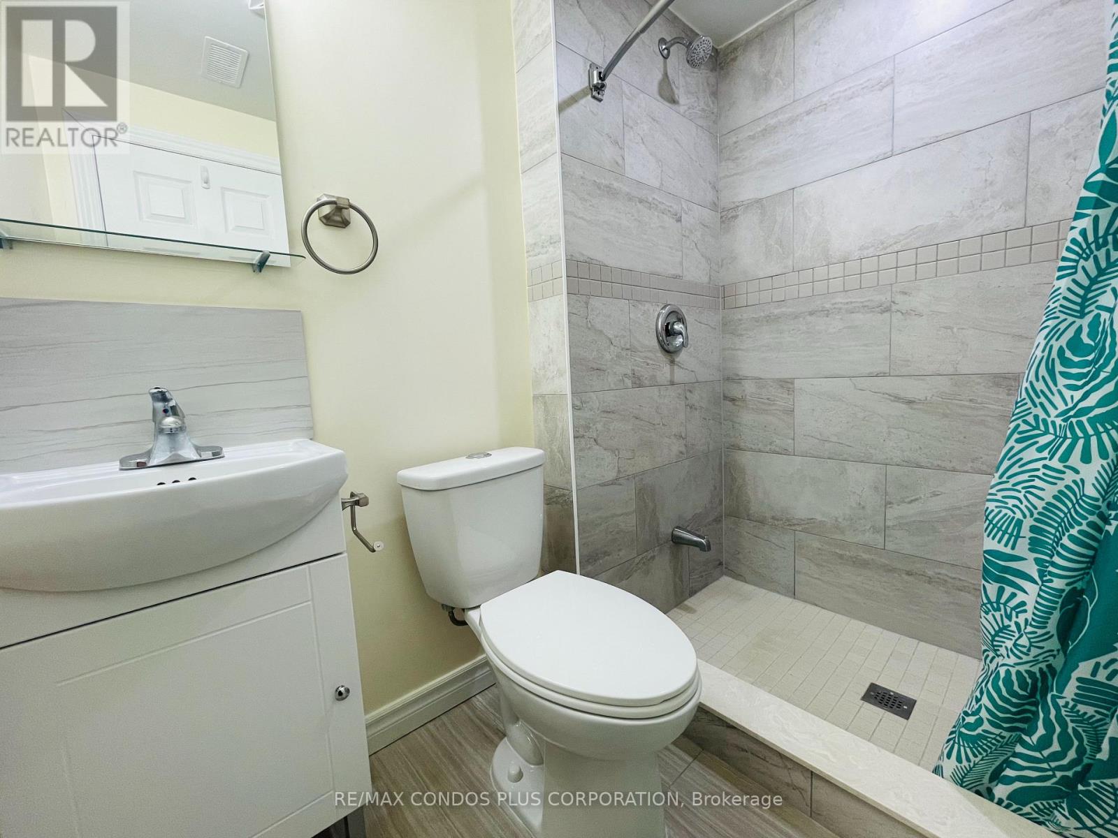 721 Danforth Avenue Property Photo 11