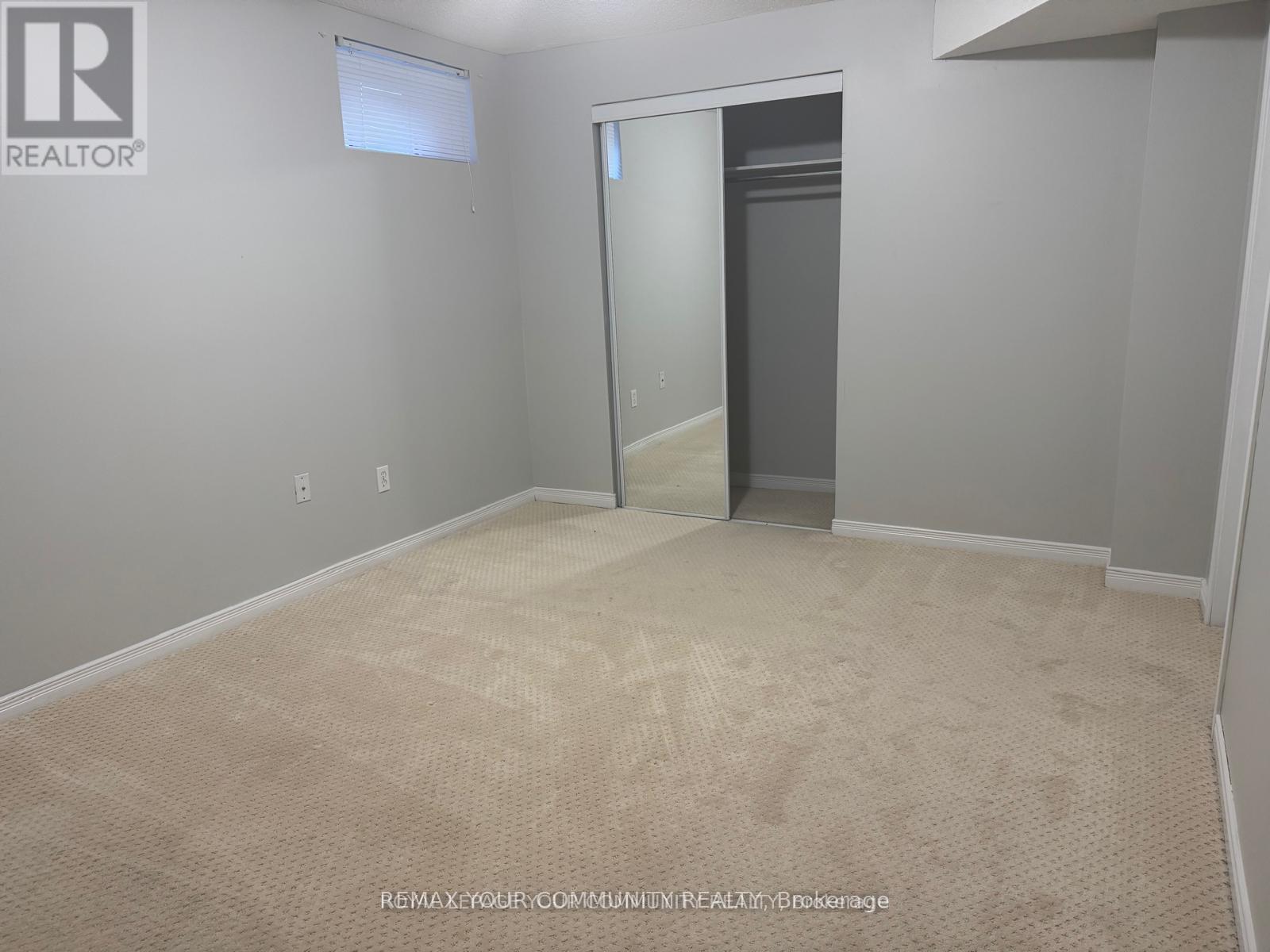 65 Dakin Drive S Property Photo 9