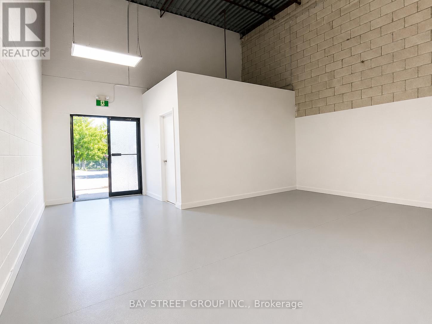 42 - 328 Passmore Avenue Property Photo 2