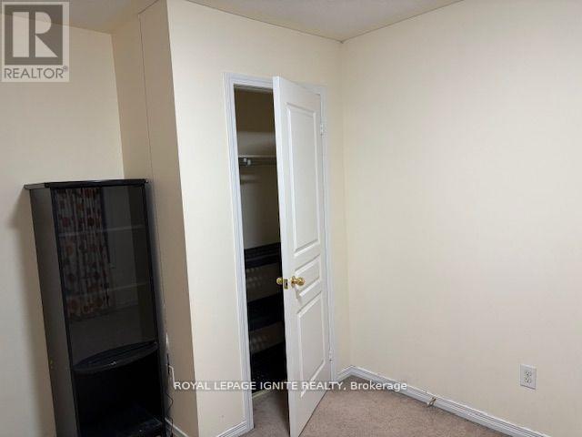 11 Curran Hall Crescent Property Photo 15