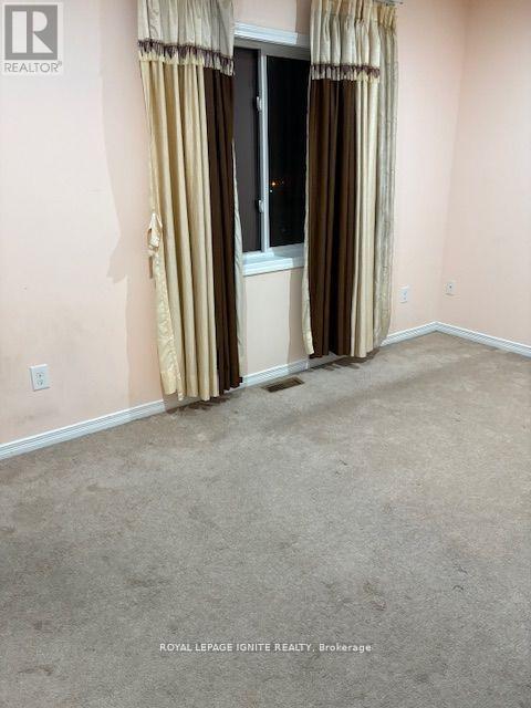 11 Curran Hall Crescent Property Photo 31