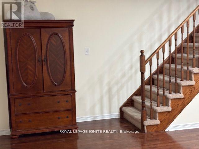11 Curran Hall Crescent Property Photo 37