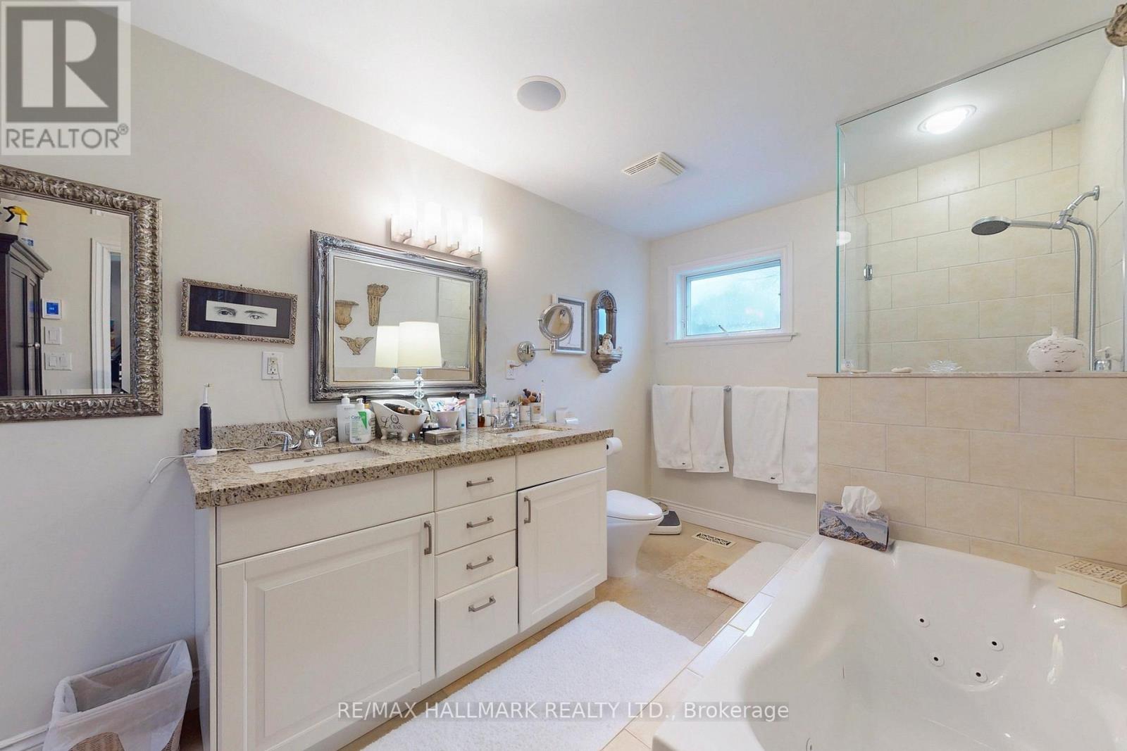 2184 Queen Street E Property Photo 25