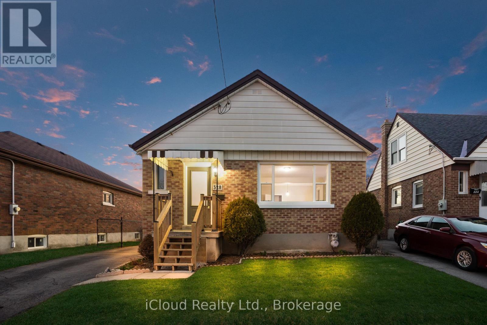 LOWER - 328 WILSON ROAD S