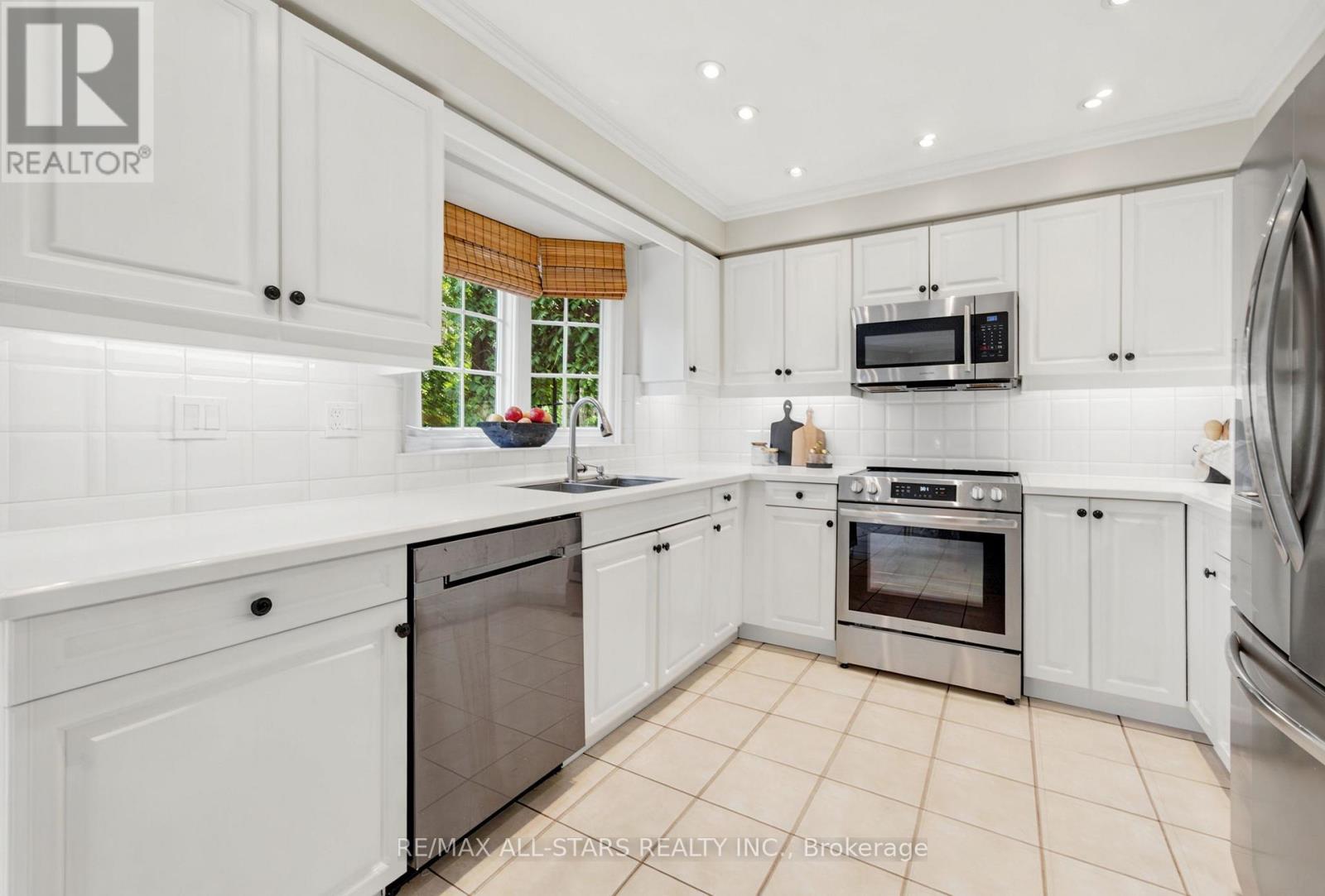 4 Dennis Drive Property Photo 15