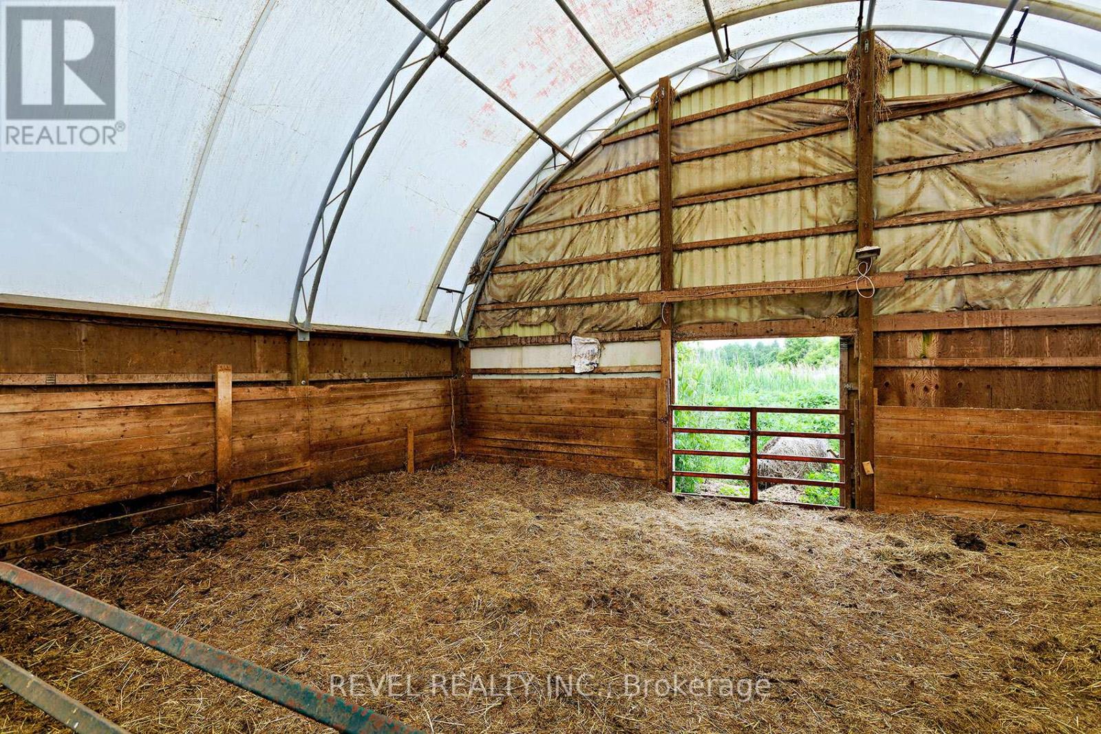 2300 Rosebank Road Property Photo 35