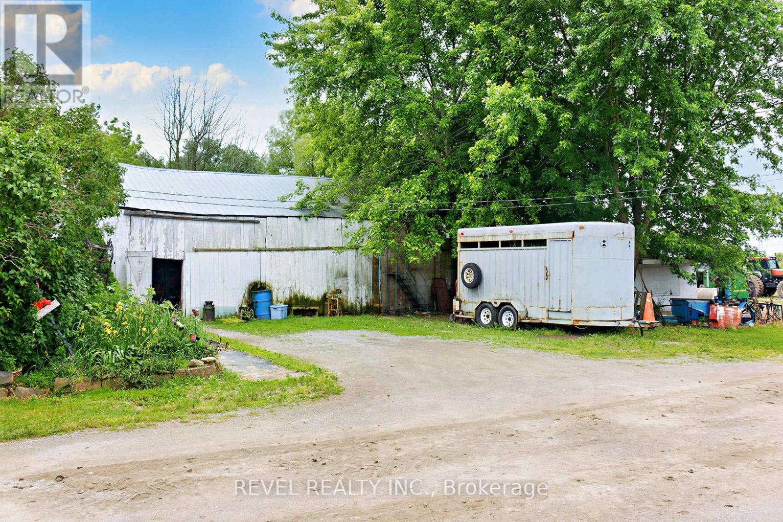2300 Rosebank Road Property Photo 39