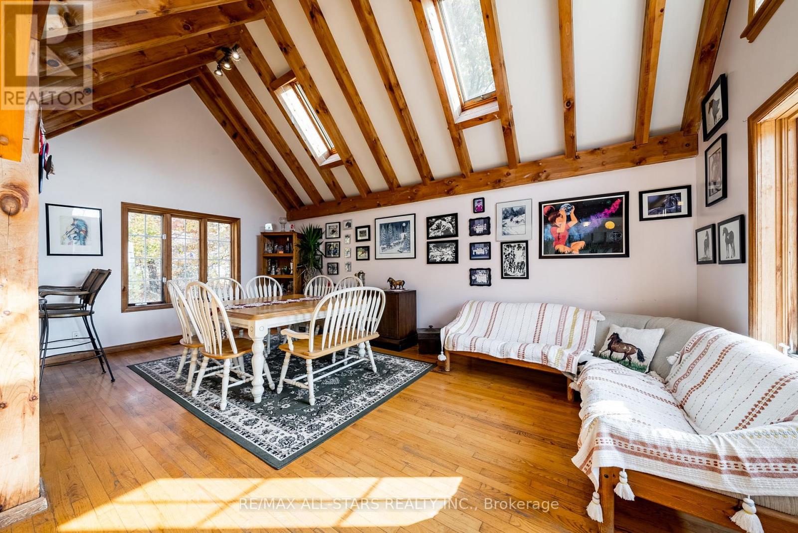 100 Snow Ridge Court Property Photo 6