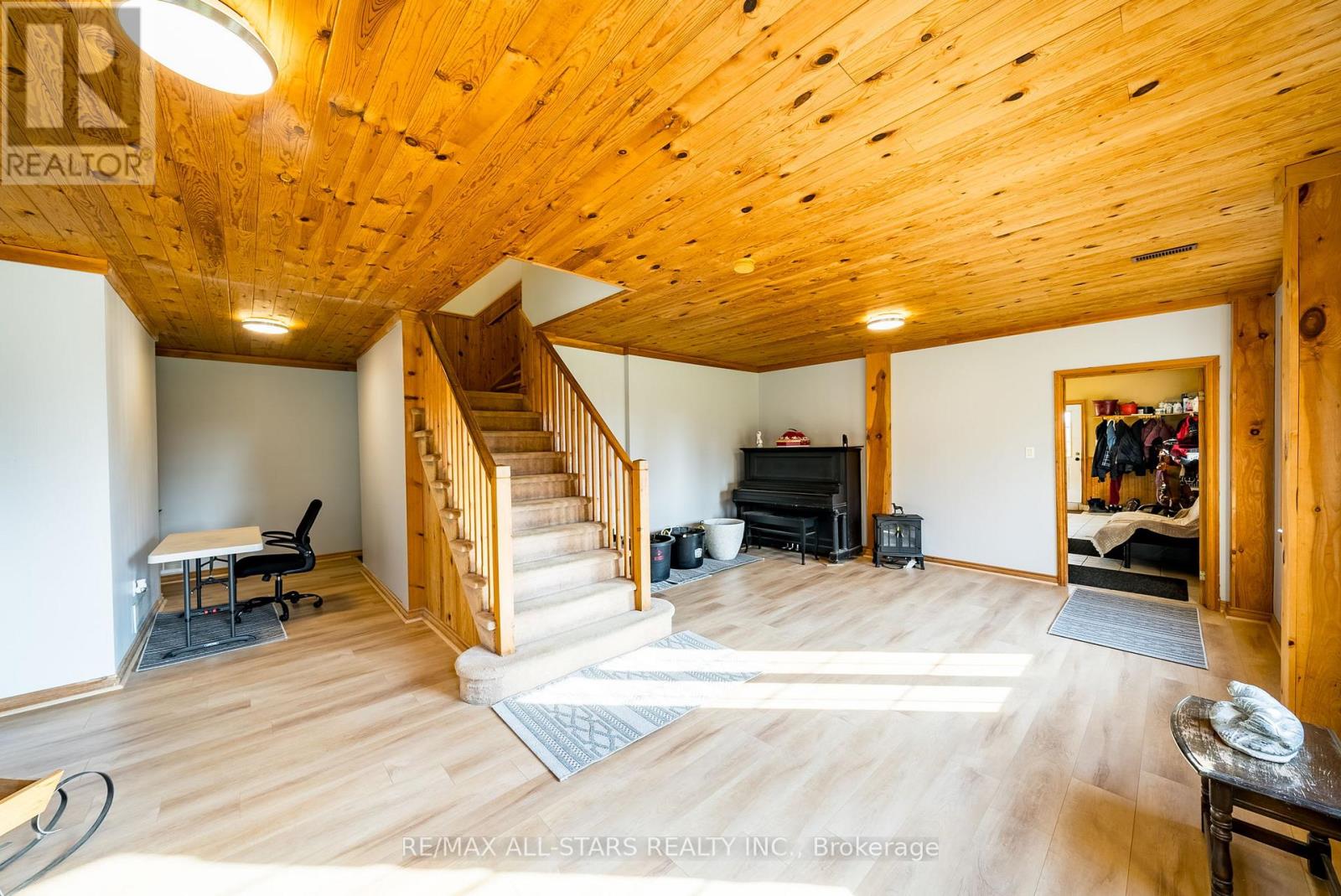 100 Snow Ridge Court Property Photo 25