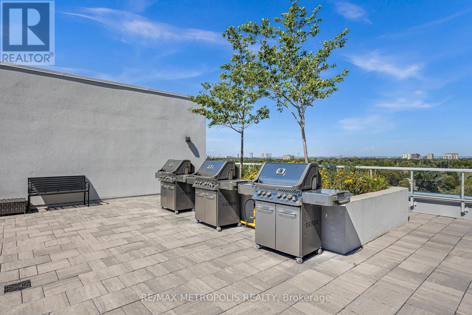 1310 - 3220 Sheppard Avenue E Property Photo 20