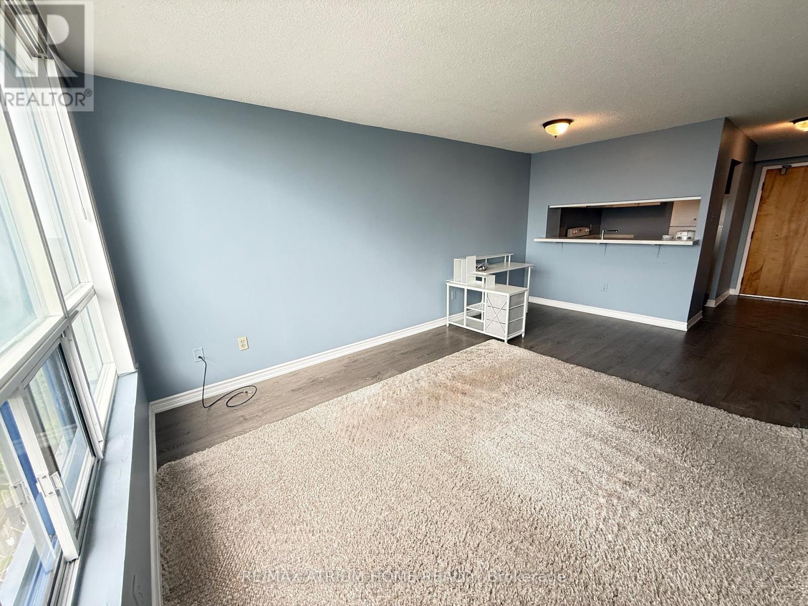 1604 - 3050 Ellesmere Road Property Photo 6