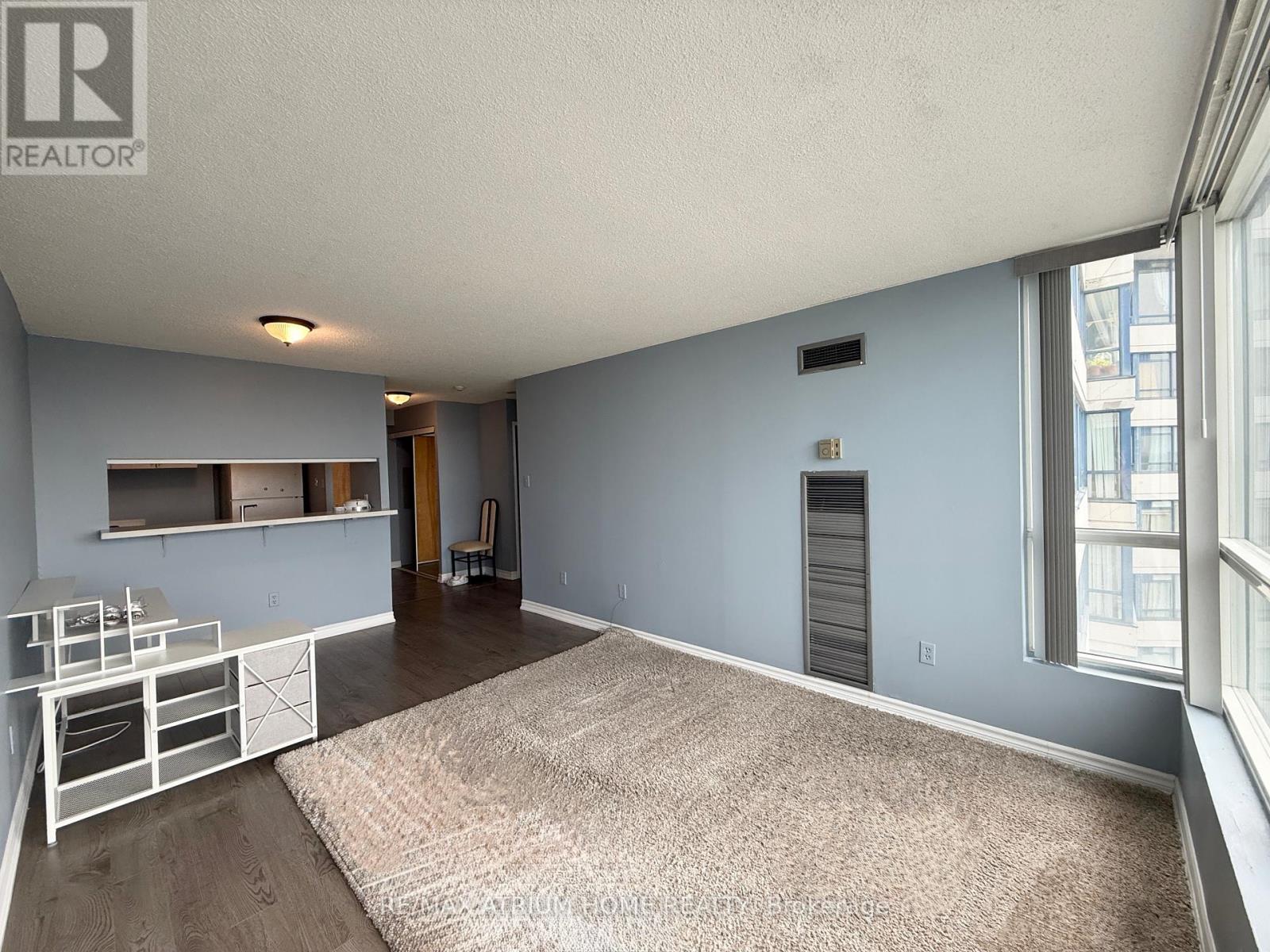 1604 - 3050 Ellesmere Road Property Photo 7