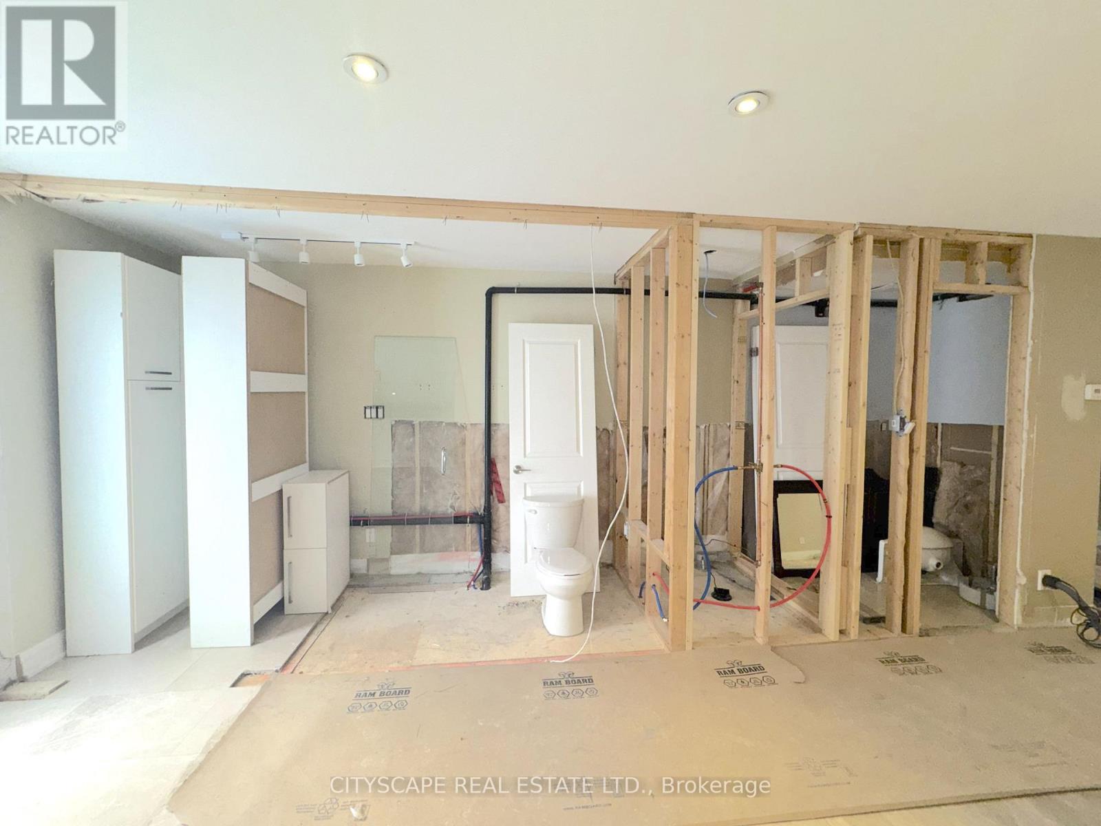 817 Cosburn Avenue Property Photo 13