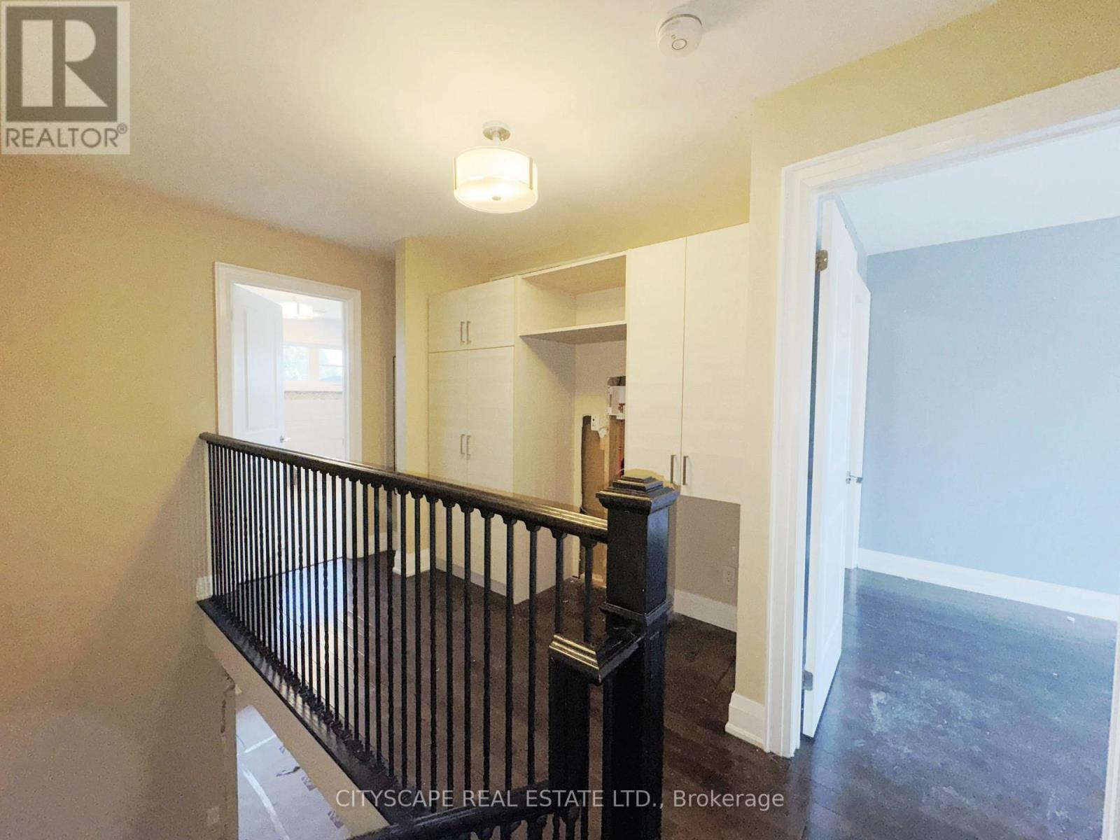 817 Cosburn Avenue Property Photo 32