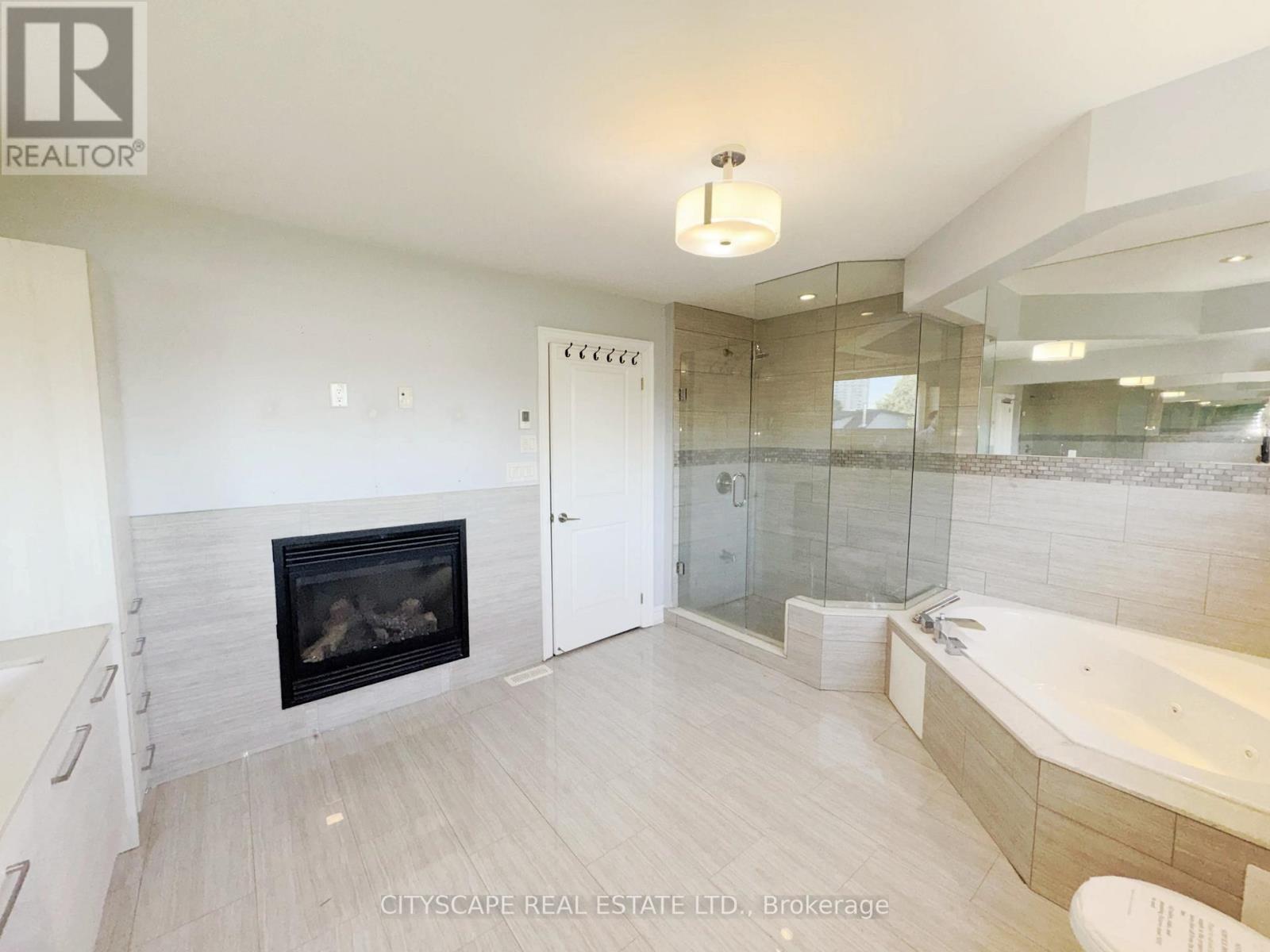 817 Cosburn Avenue Property Photo 35