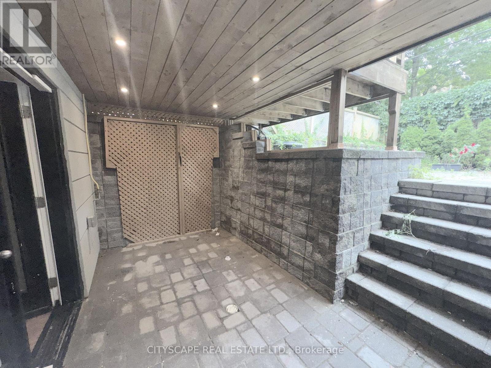 817 Cosburn Avenue Property Photo 37