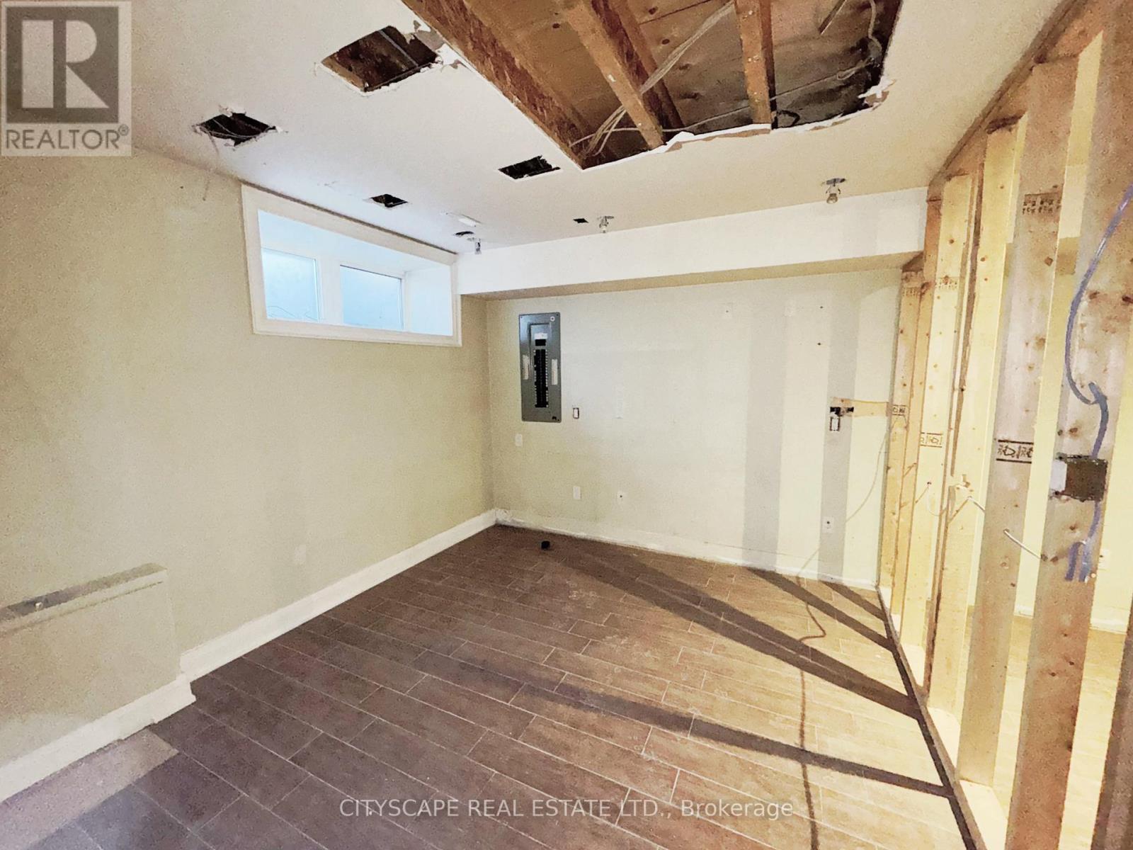 817 Cosburn Avenue Property Photo 40