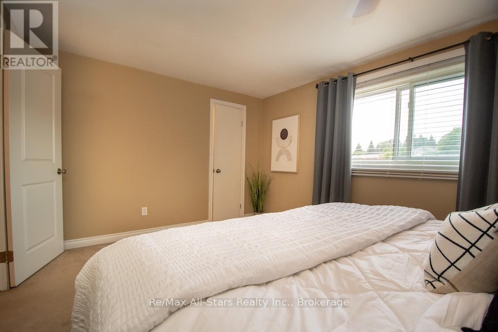 16 - 72 Martin Road Property Photo 22