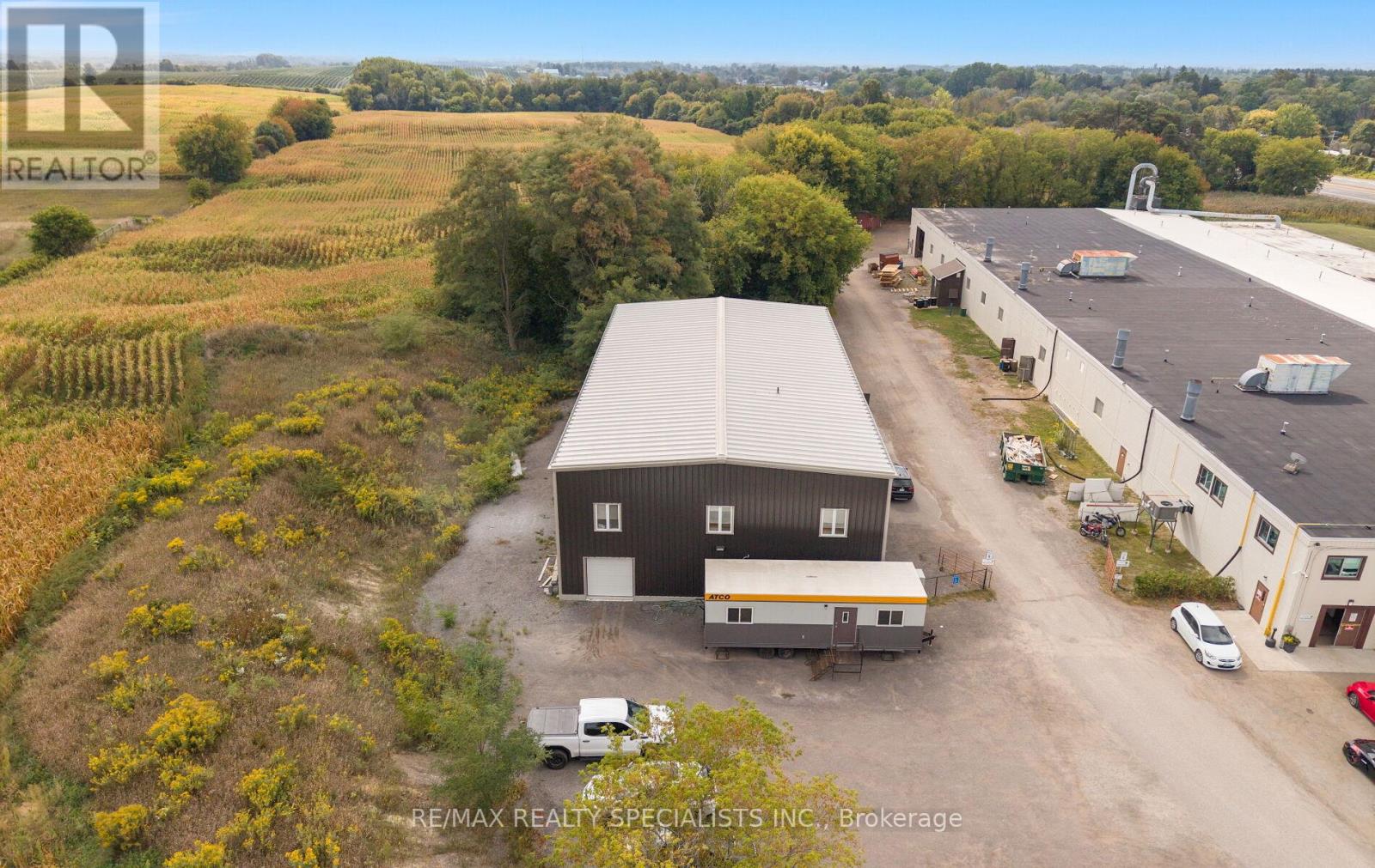 19 Tamblyn Road Property Photo 9