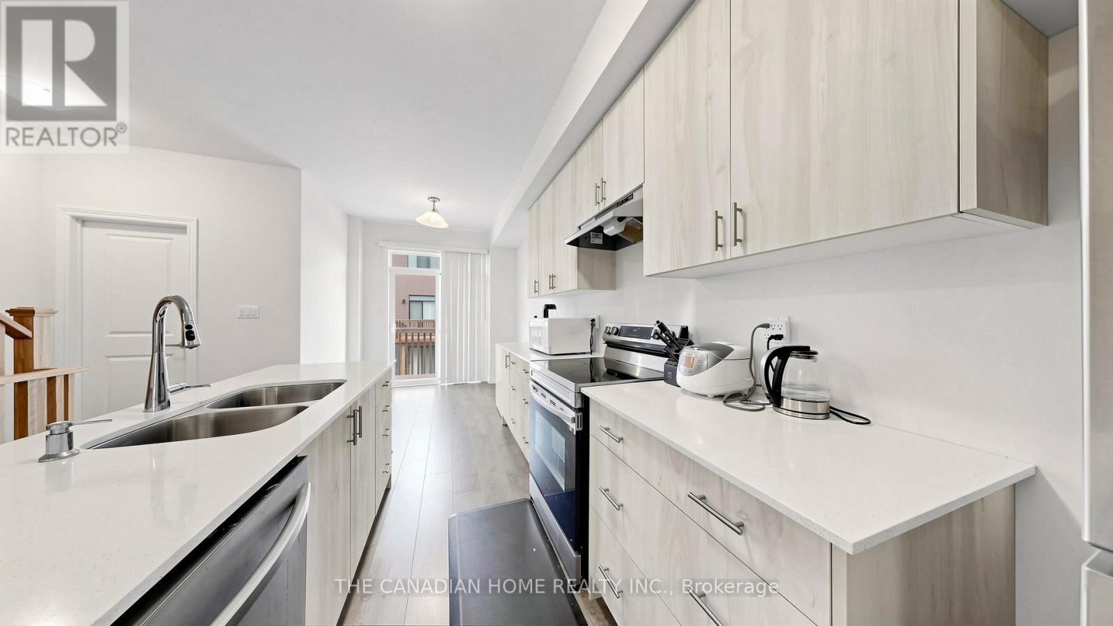 363 Okanagan Path Property Photo 15