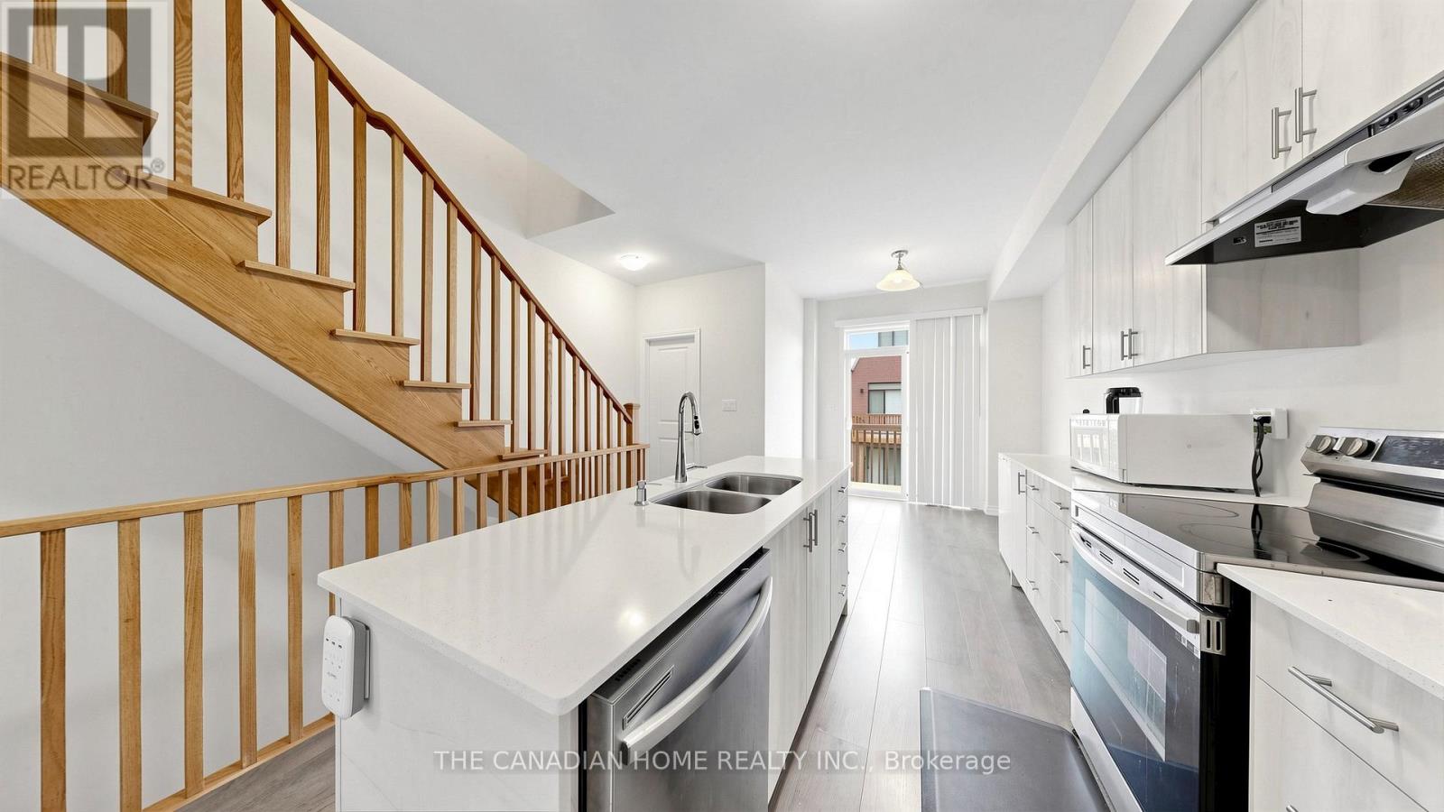 363 Okanagan Path Property Photo 16