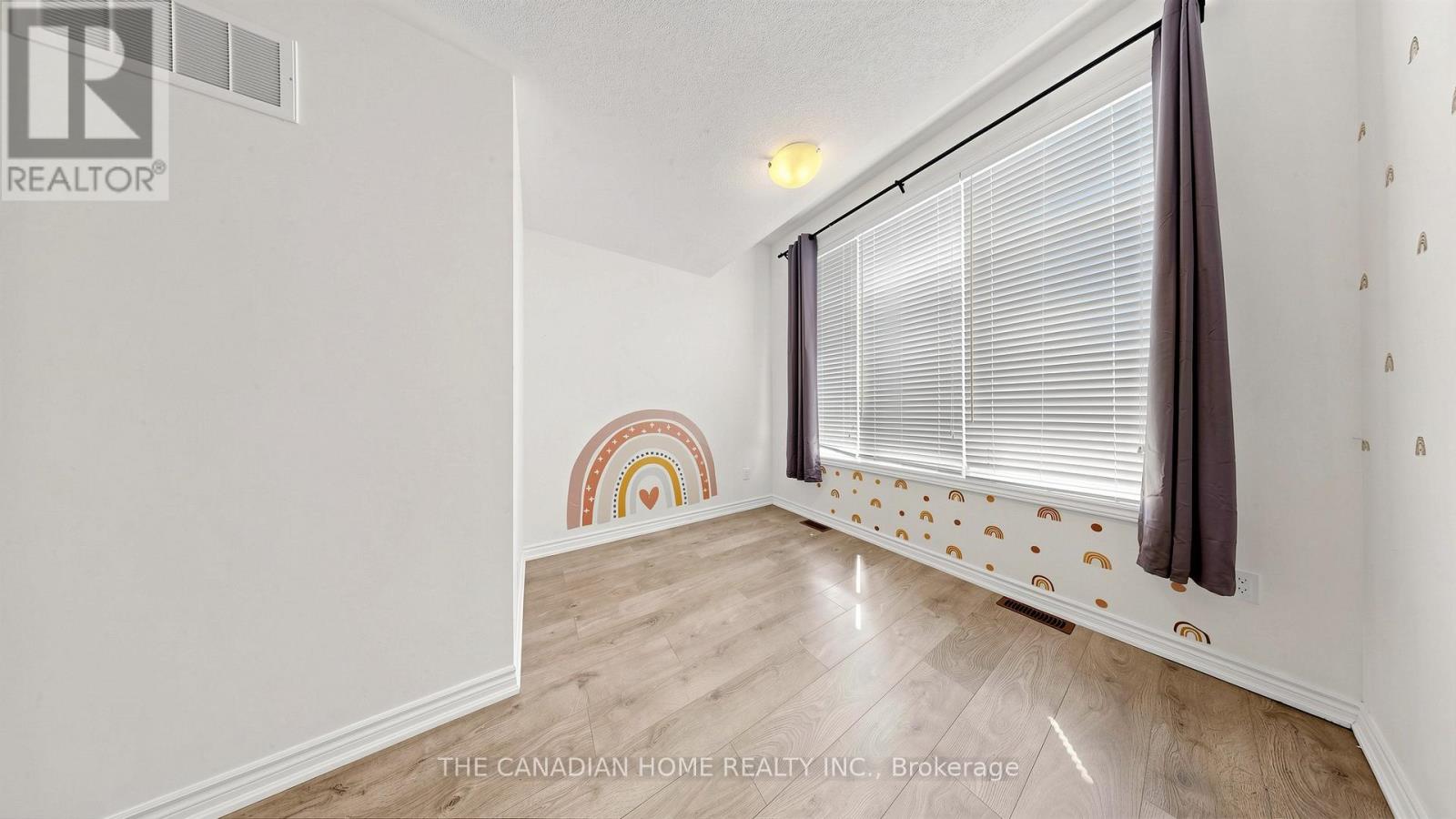 363 Okanagan Path Property Photo 32