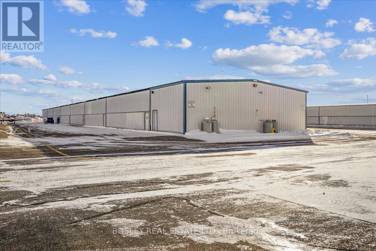 24 BUILDING 7 - 441 AVIATOR LANE