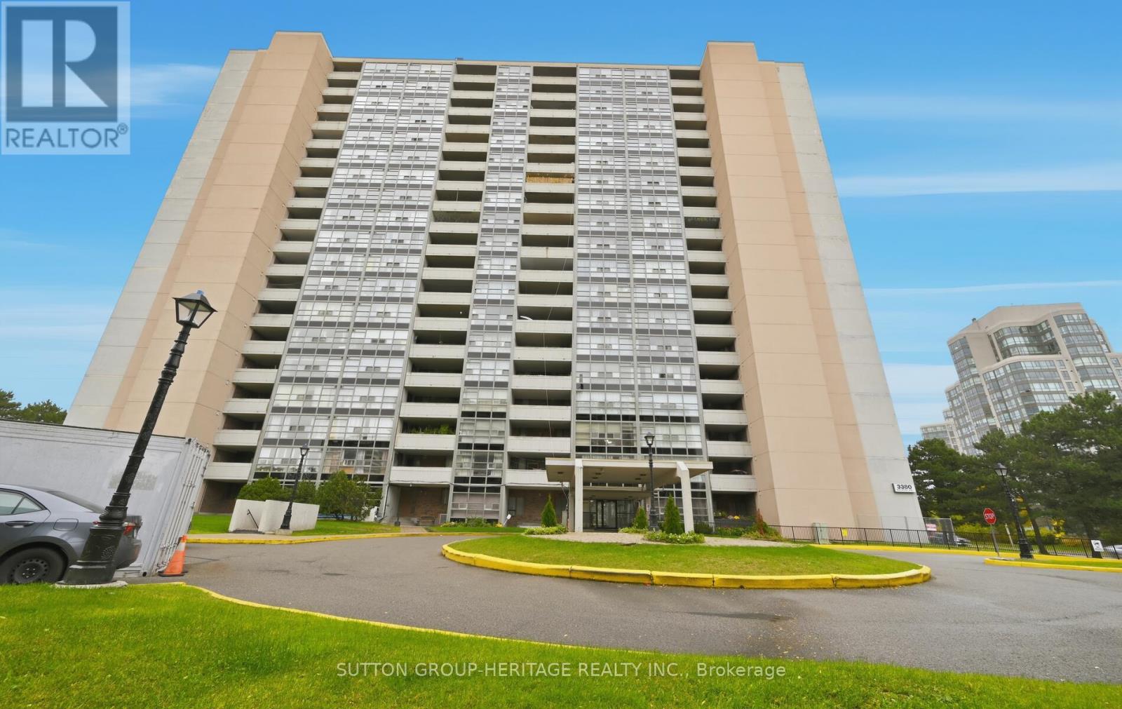 PH07 - 3380 EGLINTON AVENUE E Property Photo 1
