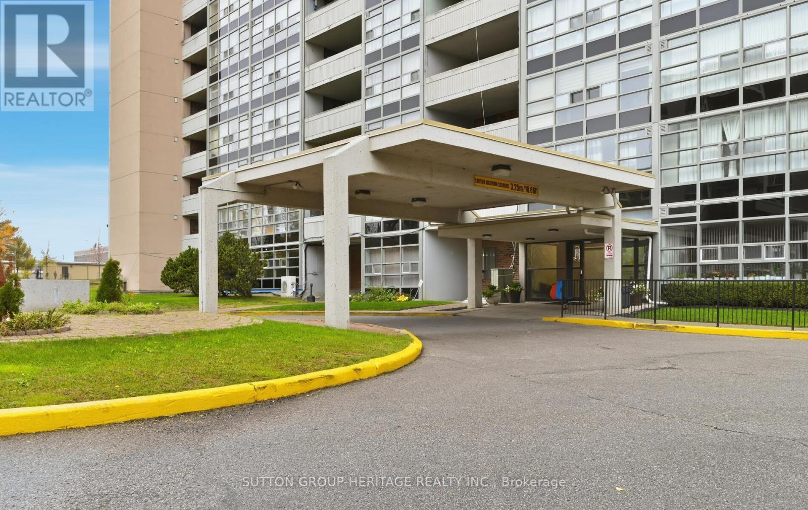 Ph07 - 3380 Eglinton Avenue E Property Photo 2