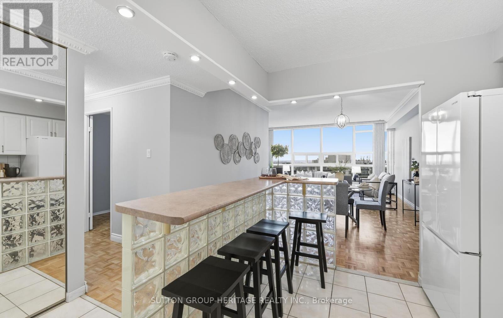 Ph07 - 3380 Eglinton Avenue E Property Photo 9