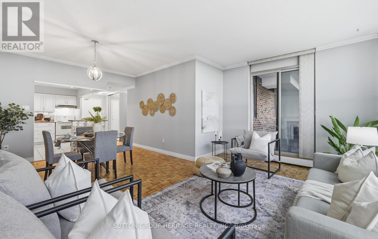 Ph07 - 3380 Eglinton Avenue E Property Photo 17