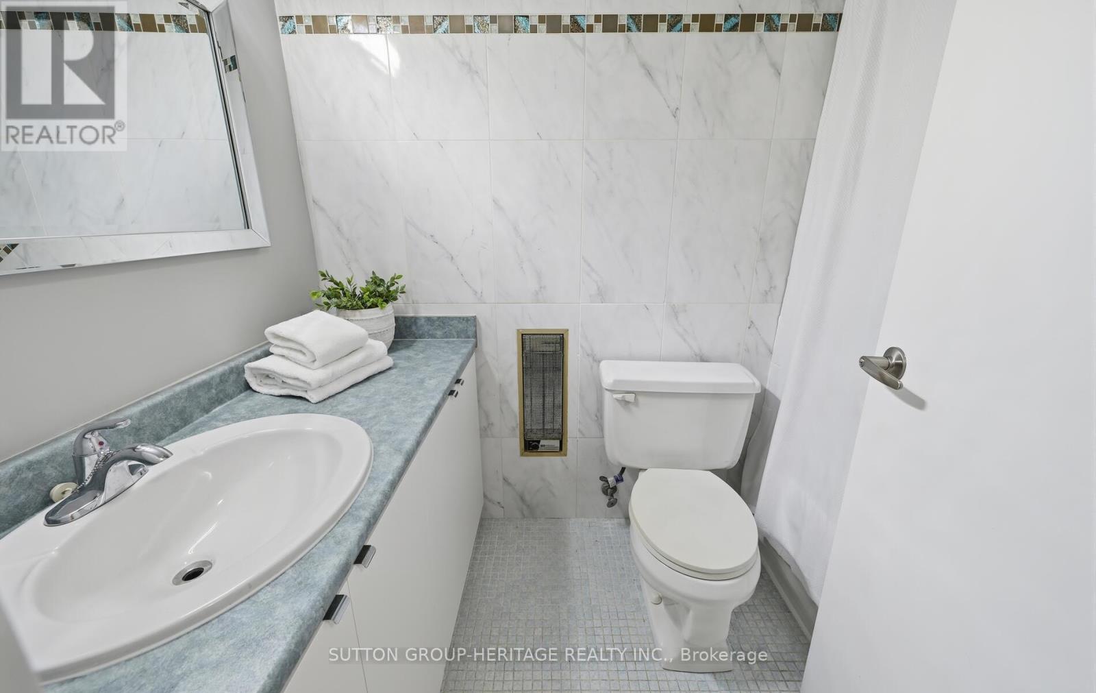 Ph07 - 3380 Eglinton Avenue E Property Photo 31