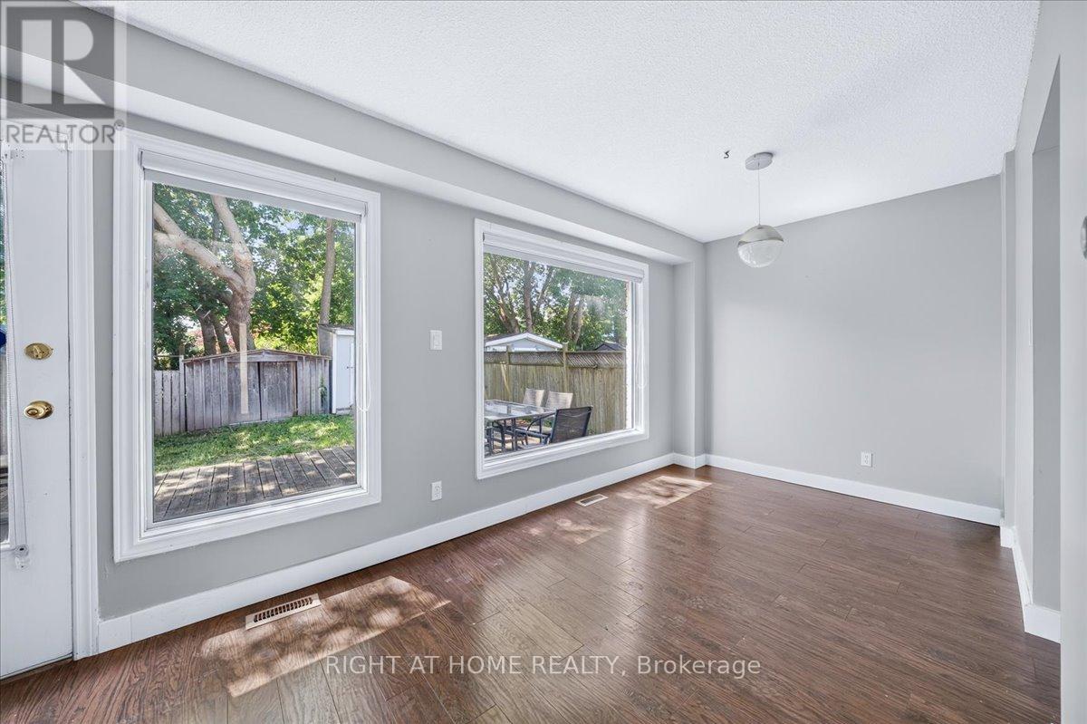 1087 Venus Crescent Property Photo 9